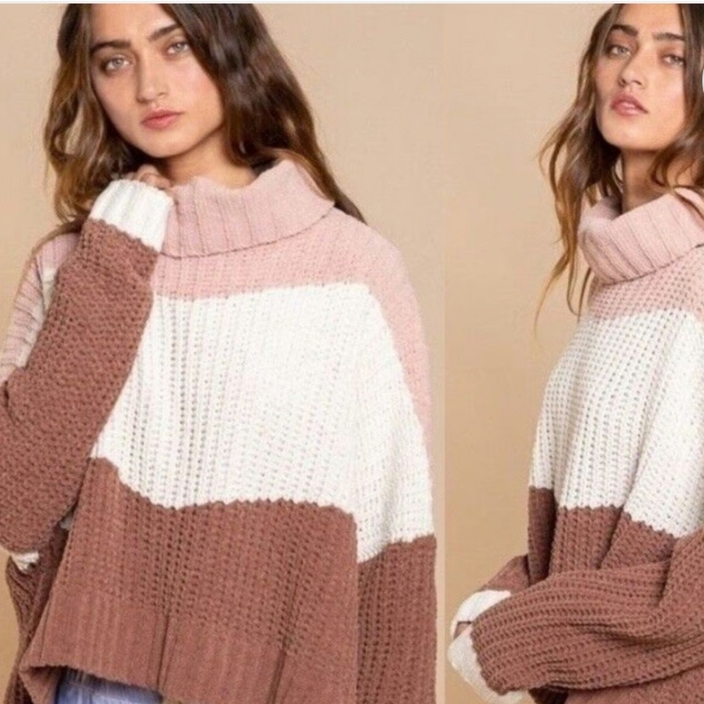 POL Women's Colorblock Turtleneck Sweater - Pink and White Chenille Softness M